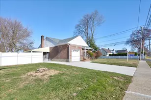 95 Harold Ave, Hempstead, NY 11550 - Photo 25