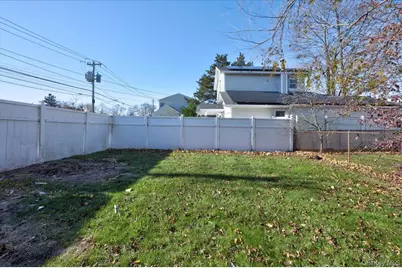 95 Harold Avenue, Hempstead, NY 11550 - Photo 23