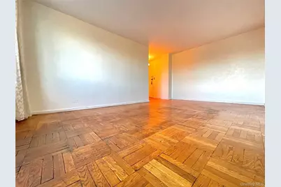 80 Knolls Crescent #6B, Bronx, NY 10463 - Photo 7