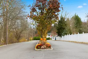 904 Kings Way, Carmel, NY 10512 - Photo 25