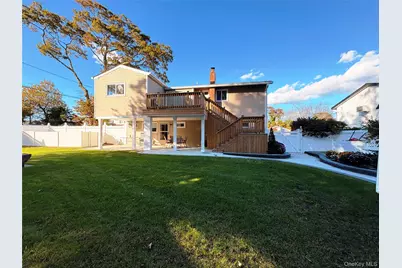 364 W 2nd Street, West Islip, NY 11795 - Photo 23