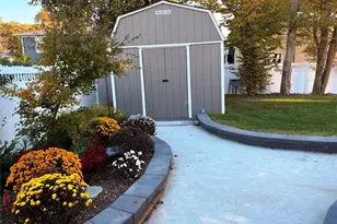 364 W 2nd St, West Islip, NY 11795 - Photo 27