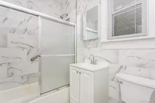 1646 Radcliff Ave, Bronx, NY 10462 - Photo 7