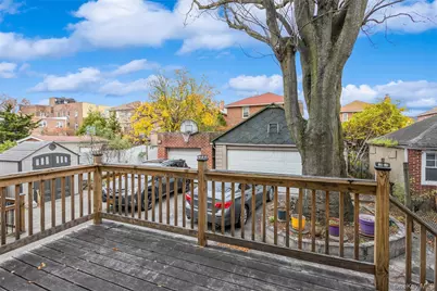 1646 Radcliff Avenue, Bronx, NY 10462 - Photo 29