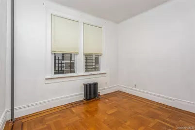 1646 Radcliff Avenue, Bronx, NY 10462 - Photo 9