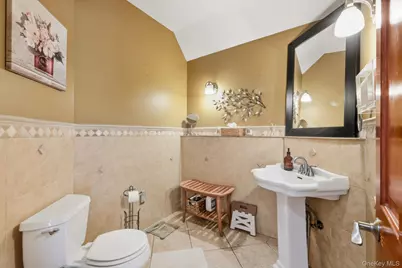 45 Evergreen Avenue, Poughkeepsie, NY 12601 - Photo 9