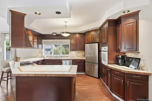 45 Evergreen Ave, Poughkeepsie, NY 12601 - Photo 19