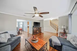 18 Ashford Dr, Ridge, NY 11961 - Photo 7