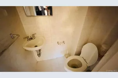 14315 22nd Road, Whitestone, NY 11357 - Photo 15