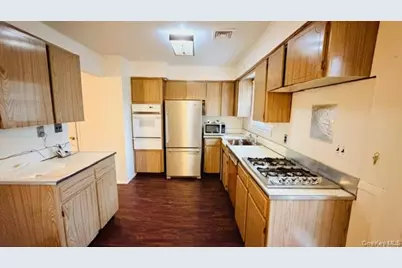 14315 22nd Road, Whitestone, NY 11357 - Photo 9