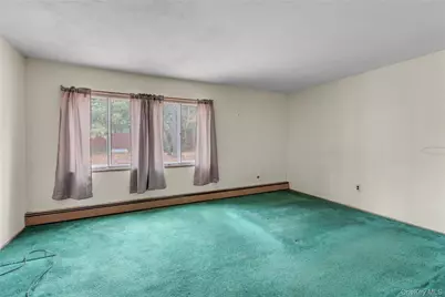 96 Split Cedar Drive, Islandia, NY 11749 - Photo 9