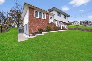 3 Georgian Dr, Stony Point, NY 10980 - Photo 3