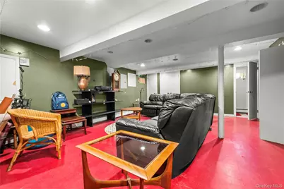 11245 178th Street, Addisleigh Park, NY 11433 - Photo 19