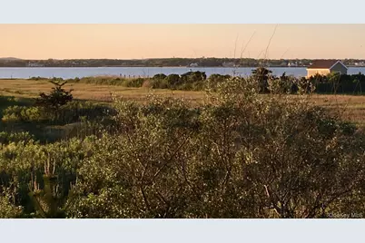 542 Dune Road, Westhampton, NY 11977 - Photo 3