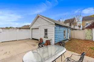 171-06 Bagley Ave, Flushing, NY 11358 - Photo 21