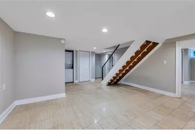 531 Old Country Road, Plainview, NY 11803 - Photo 23