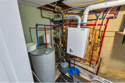 531 Old Country Road, Plainview, NY 11803 - Photo 25