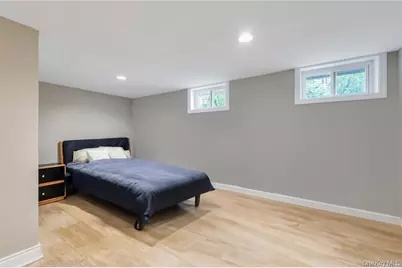 531 Old Country Road, Plainview, NY 11803 - Photo 19