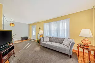 59 Robertson Rd, Lynbrook, NY 11563 - Photo 5