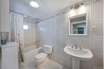 59 Robertson Road, Lynbrook, NY 11563 - Photo 19