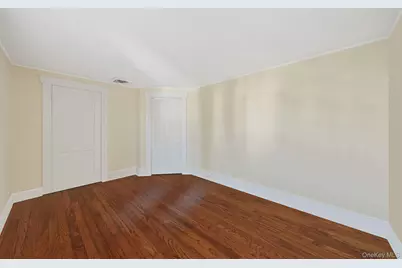 59 Robertson Road, Lynbrook, NY 11563 - Photo 15