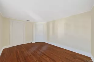 59 Robertson Rd, Lynbrook, NY 11563 - Photo 15