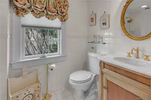 216 Asharoken Ave, Northport, NY 11768 - Photo 33