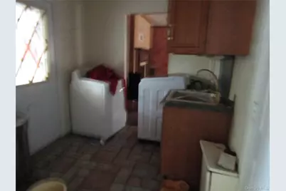 5 Wynville, Coram, NY 11727 - Photo 5