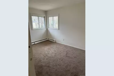 40 Pinewood Drive, Shirley, NY 11967 - Photo 7