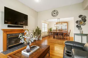 136 Edgewood Ave, Thornwood, NY 10594 - Photo 9