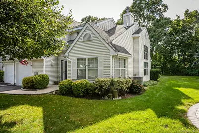 14 Mystic Circle, Bay Shore, NY 11706 - Photo 1