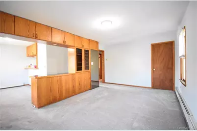 85 Grand Avenue, Pearl River, NY 10965 - Photo 9