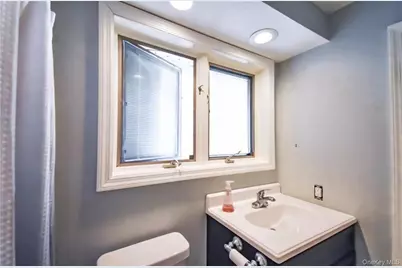 85 Grand Avenue, Pearl River, NY 10965 - Photo 17