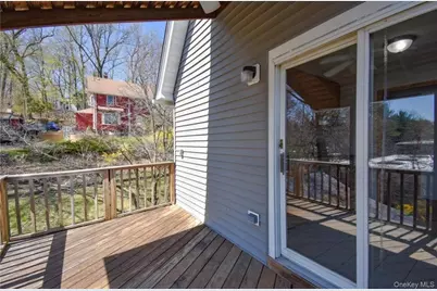 85 Grand Avenue, Pearl River, NY 10965 - Photo 5