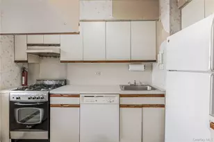 61-25 97th St, Rego Park, NY 11374 - Photo 11