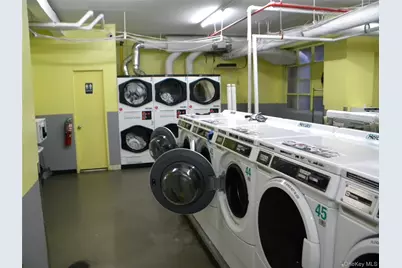 70-25 Yellowstone Boulevard #17Q, Forest Hills, NY 11375 - Photo 23