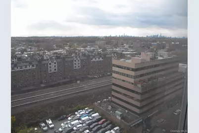 70-25 Yellowstone Boulevard #17Q, Forest Hills, NY 11375 - Photo 21