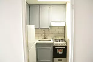 70-25 Yellowstone Blvd, Forest Hills, NY 11375 - Photo 13