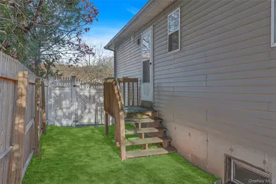 94 Baybright Drive E, Shirley, NY 11967 - Photo 17