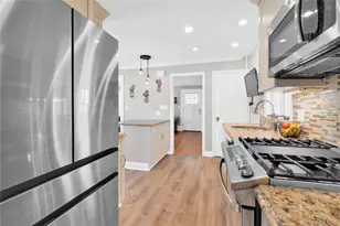 33 Pratt St, New Rochelle, NY 10801 - Photo 9