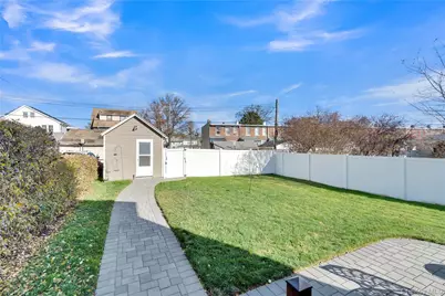 33 Pratt Street, New Rochelle, NY 10801 - Photo 27