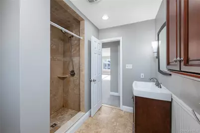 250 Beechwood Avenue #23B, Poughkeepsie, NY 12601 - Photo 11