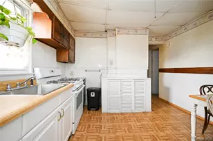 84-23 90th St, Woodhaven, NY 11421 - Photo 11