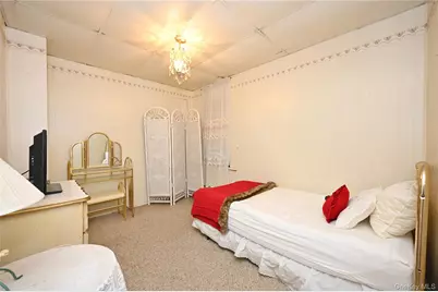 84-23 90 Street, Woodhaven, NY 11421 - Photo 7