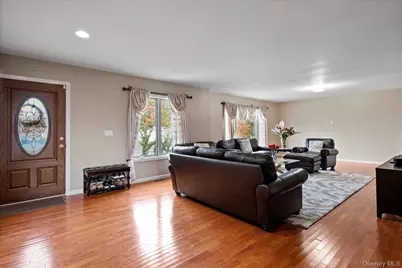 2261 Willow Street, Wantagh, NY 11793 - Photo 3