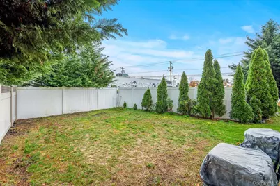 2261 Willow Street, Wantagh, NY 11793 - Photo 27