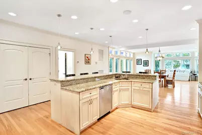 605 Dune Road, Westhampton, NY 11977 - Photo 11