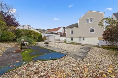 11 Woodbine Street, Yonkers, NY 10704 - Photo 33