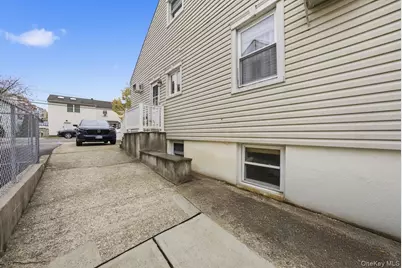 11 Woodbine Street, Yonkers, NY 10704 - Photo 5