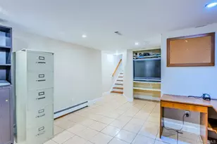 709 Demott Ct, Westbury, NY 11590 - Photo 27